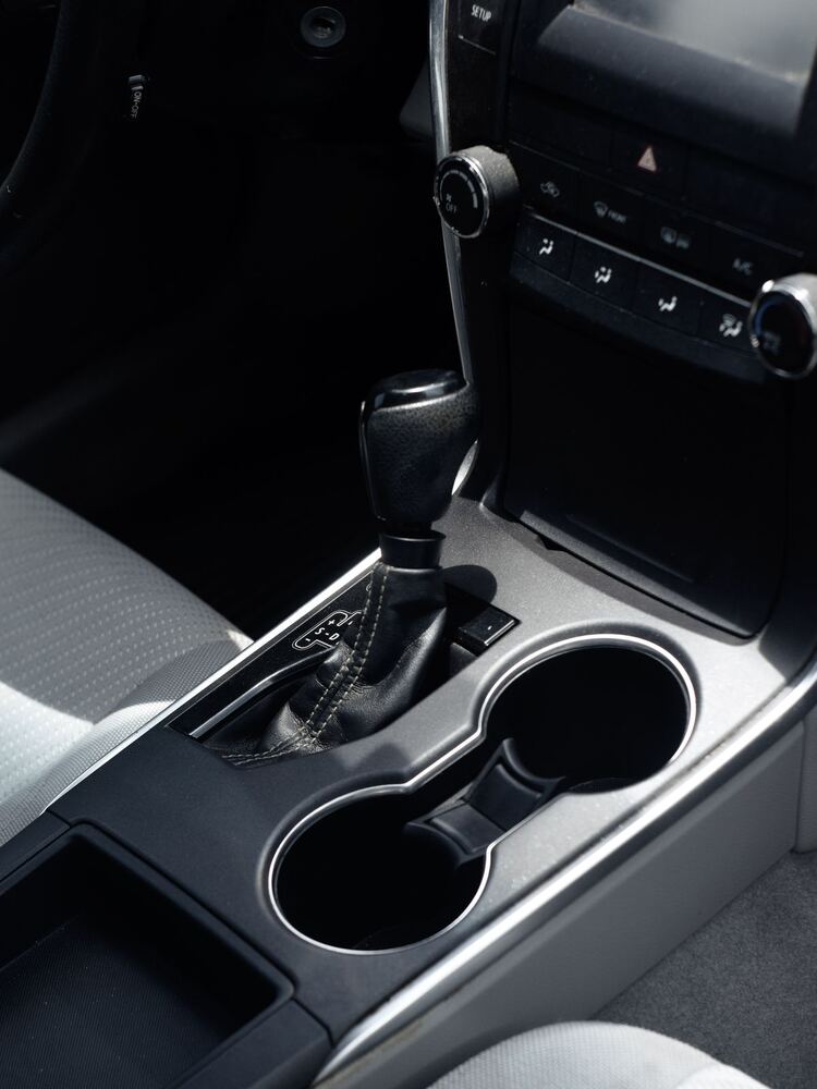 Organizer do tunelu środkowego — Toyota C-HR
