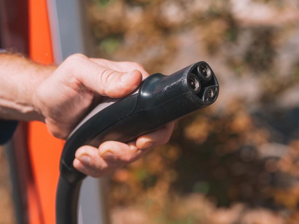 Uchwyt na kabel ładowania EV Typu 2 (ścienny/garażowy)